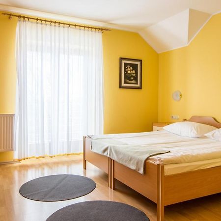 Guesthouse Beno Starse Ngoại thất bức ảnh