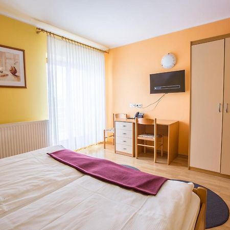 Guesthouse Beno Starse Ngoại thất bức ảnh