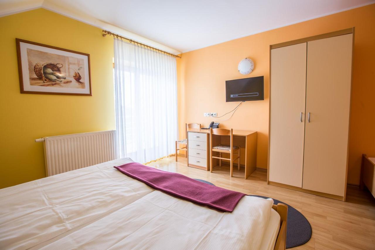 Guesthouse Beno Starse Ngoại thất bức ảnh