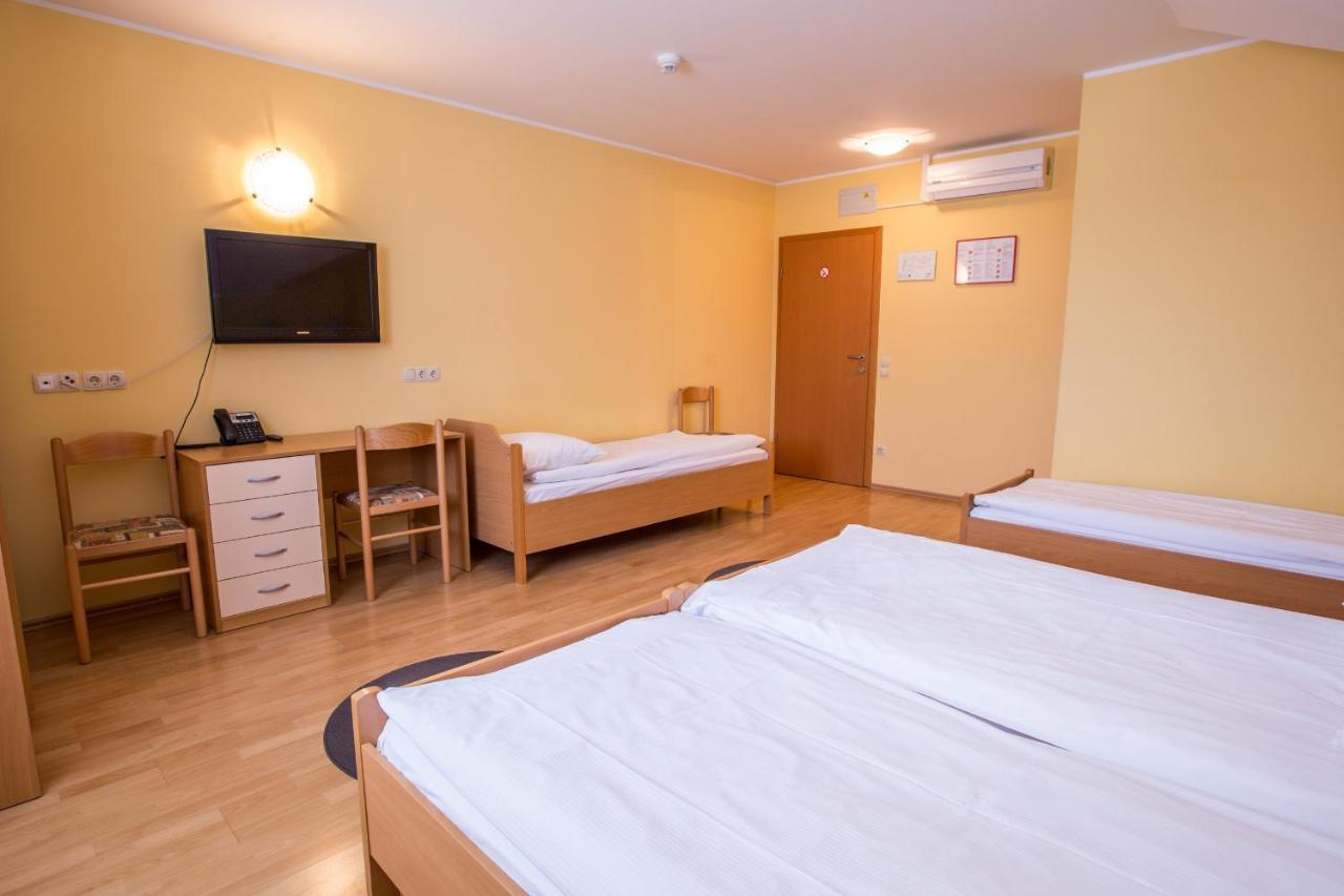 Guesthouse Beno Starse Ngoại thất bức ảnh