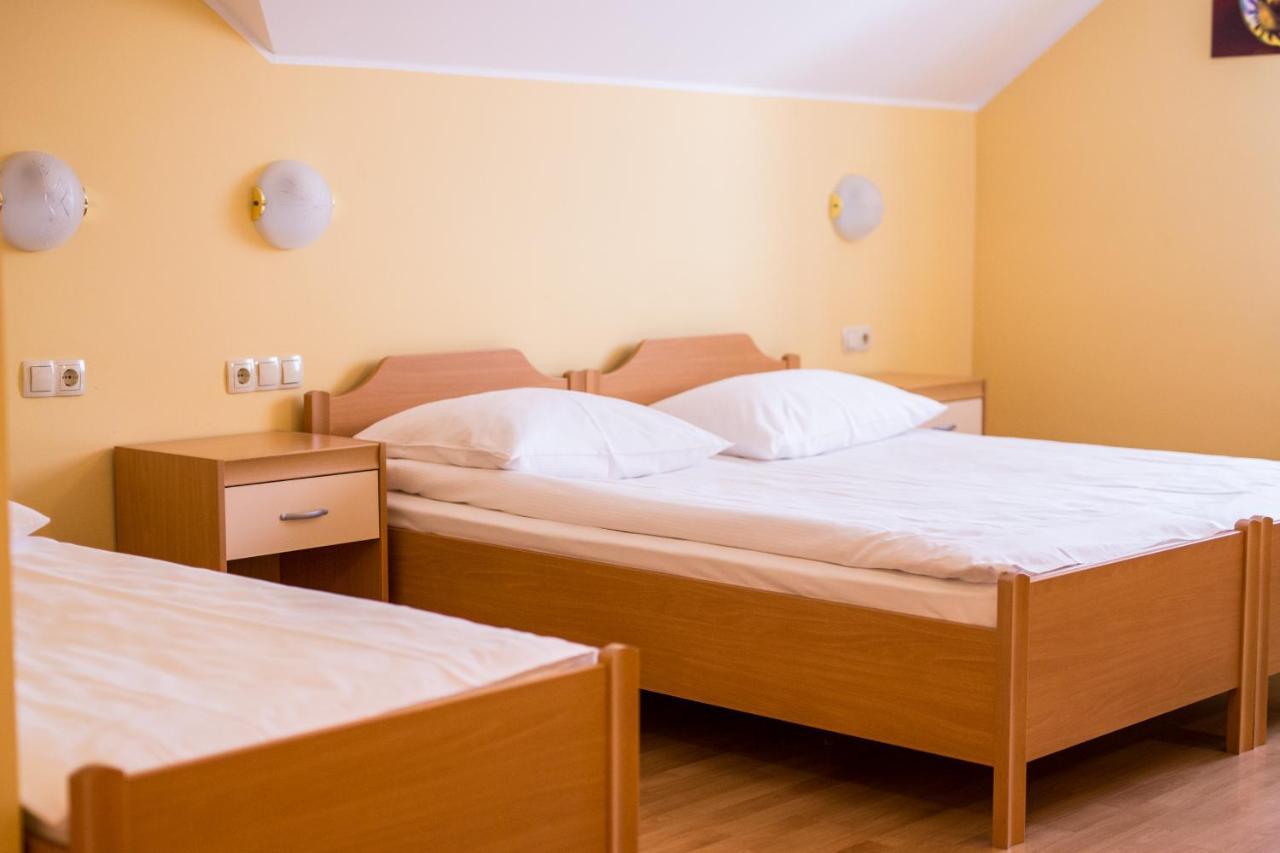 Guesthouse Beno Starse Ngoại thất bức ảnh