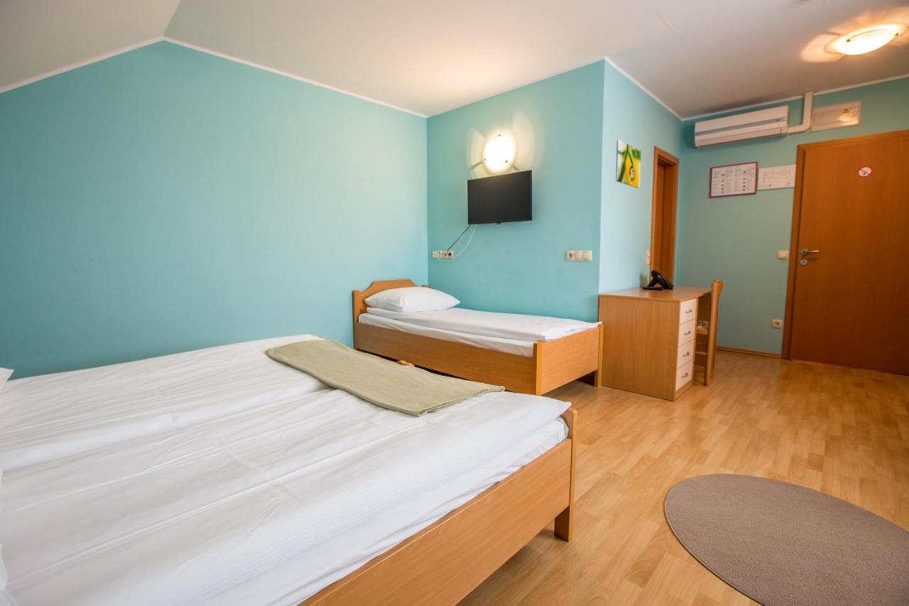 Guesthouse Beno Starse Ngoại thất bức ảnh