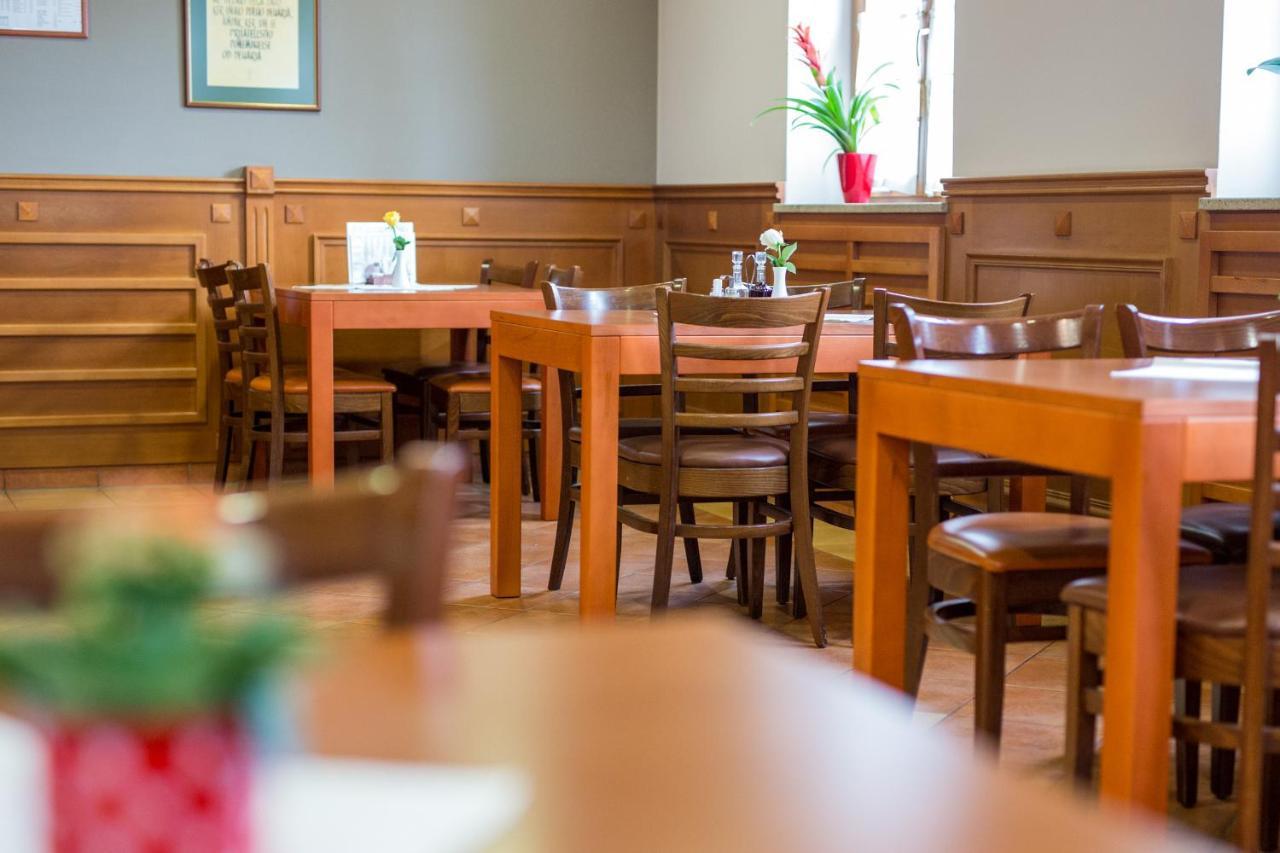 Guesthouse Beno Starse Ngoại thất bức ảnh